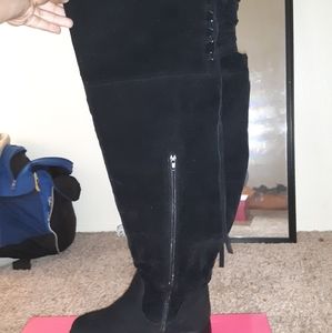 Size 10, wide/ extra wide calf